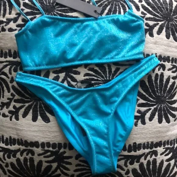 TRIANGL MICA - CHEEKY BABY BLUE SPARKLE SET NO BAG NEW WITH TAGS - Picture 5 of 5